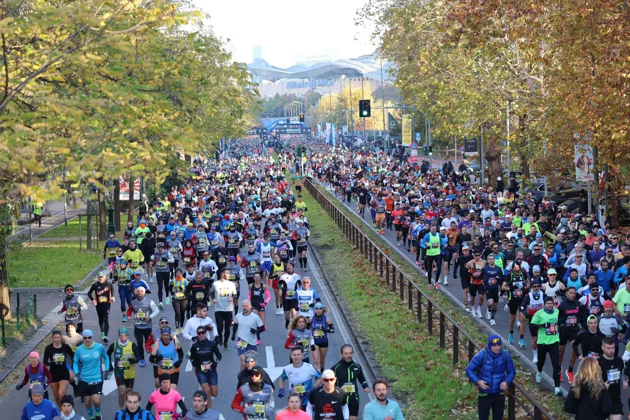 Corridori alla partenza di una gara a Milano